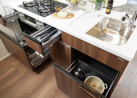 キッチン下キャビネット