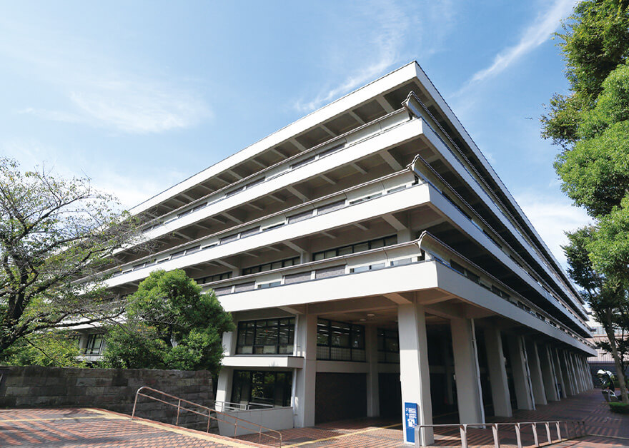 国立国会図書館